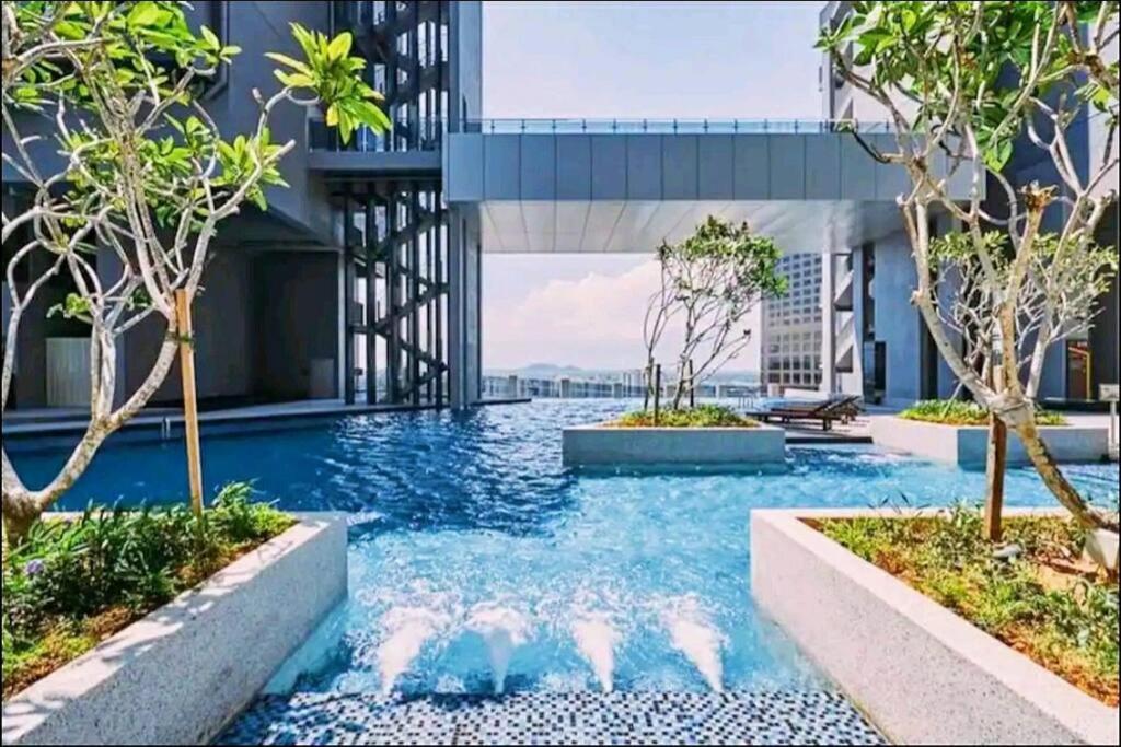 Fullyseaview#2bedrooms#netflix#freeparking#privatebathtub#roomwithbalcony#imperioresidence Apartment *